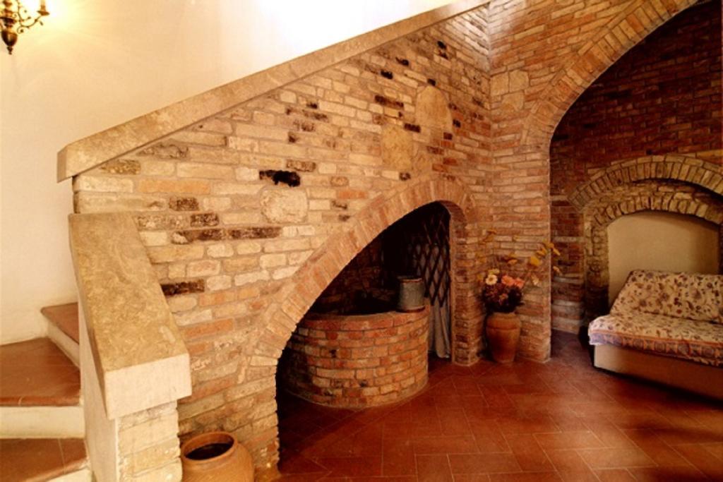 Antica Posta Villa San Gimignano Room photo